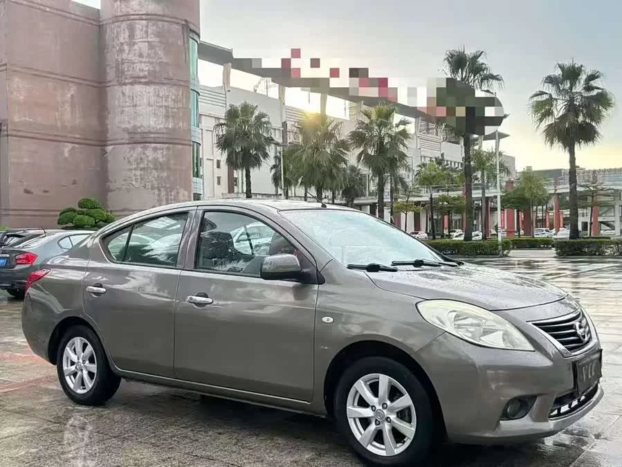 Nissan Sunny
