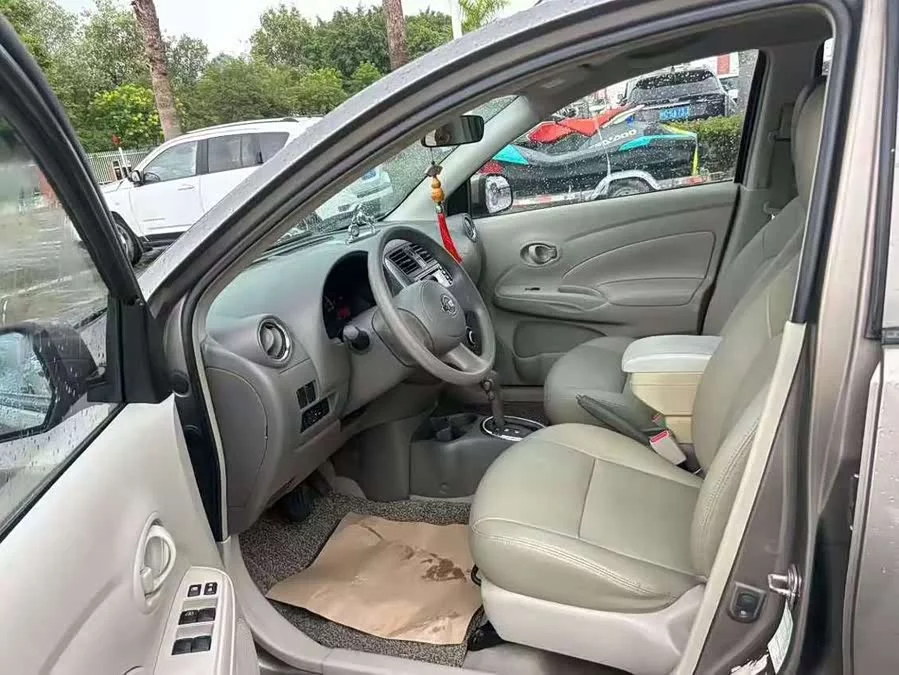 Nissan Sunny
