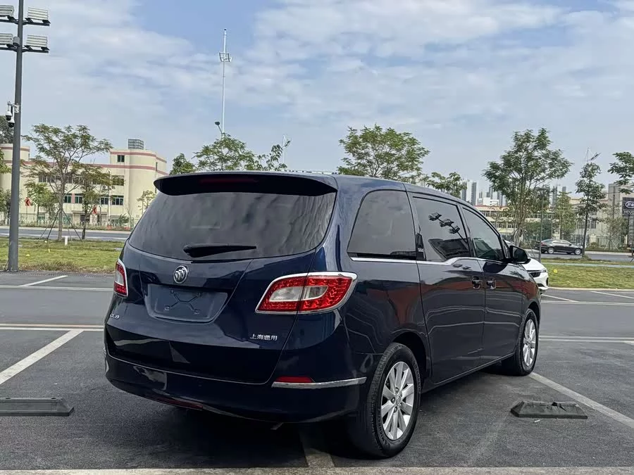 Buick GL8