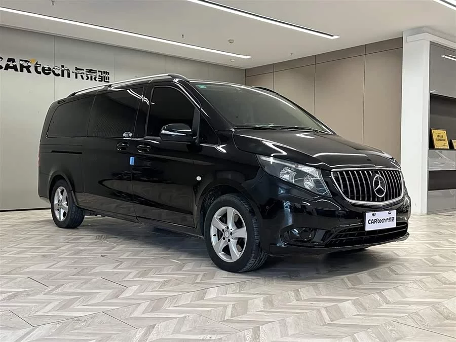 Mercedes Benz Vito
