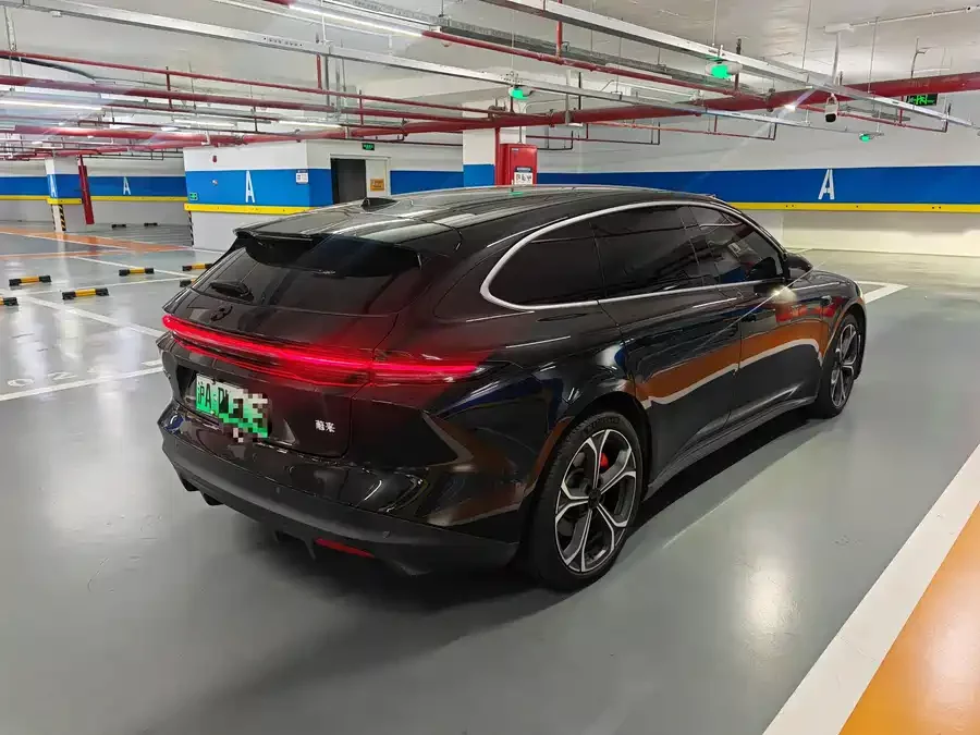 NIO ET5T