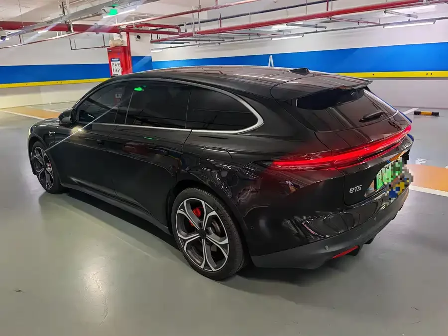 NIO ET5T