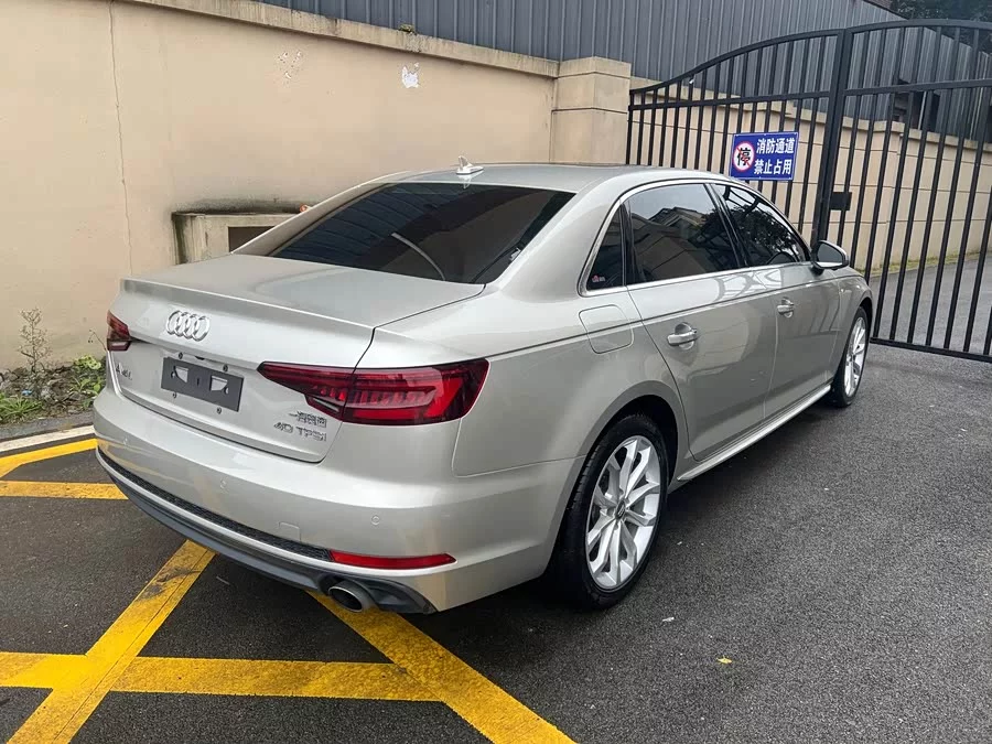 Audi A4L
