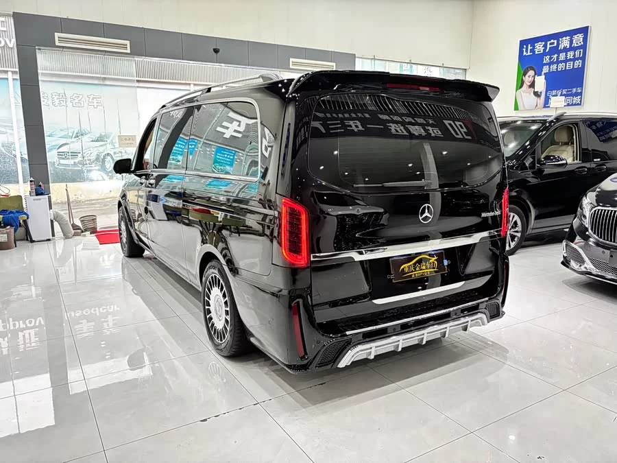 Mercedes Benz Vito