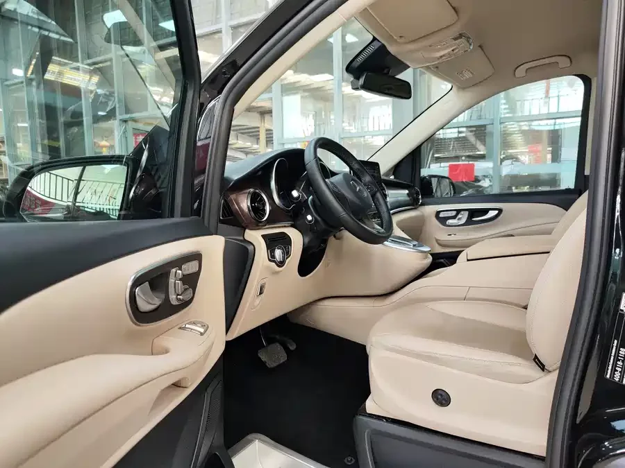 Mercedes Benz Class V