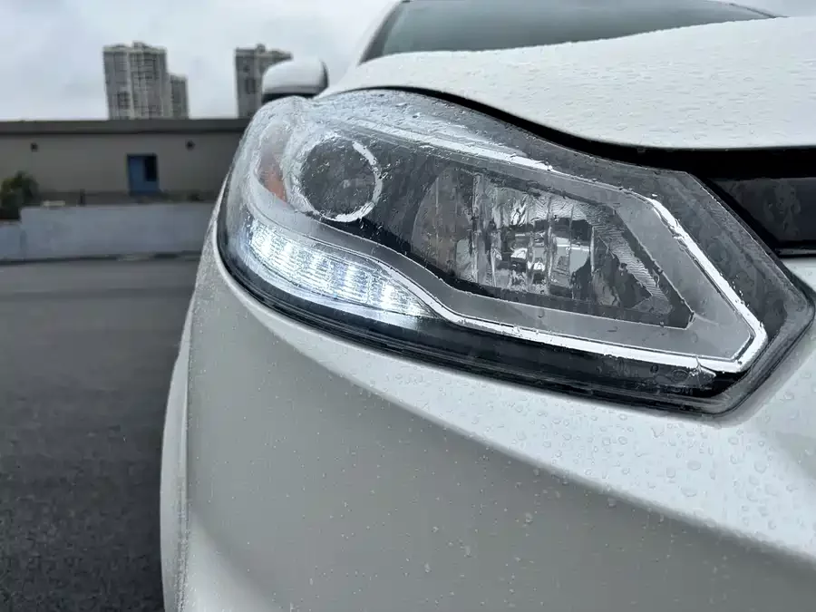 Jiangling Yusheng S350