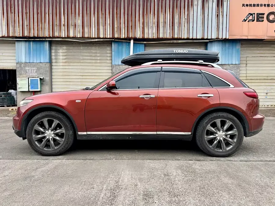 Infiniti FX