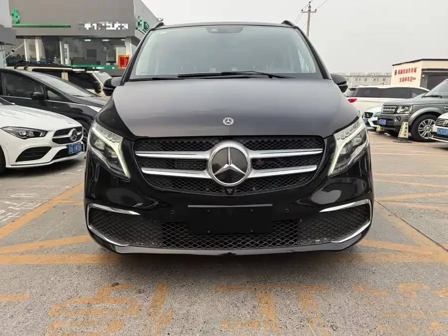 Mercedes Benz Class V
