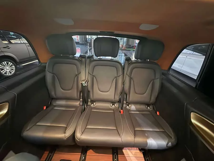Mercedes Benz Class V