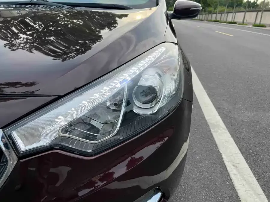 Kia K3