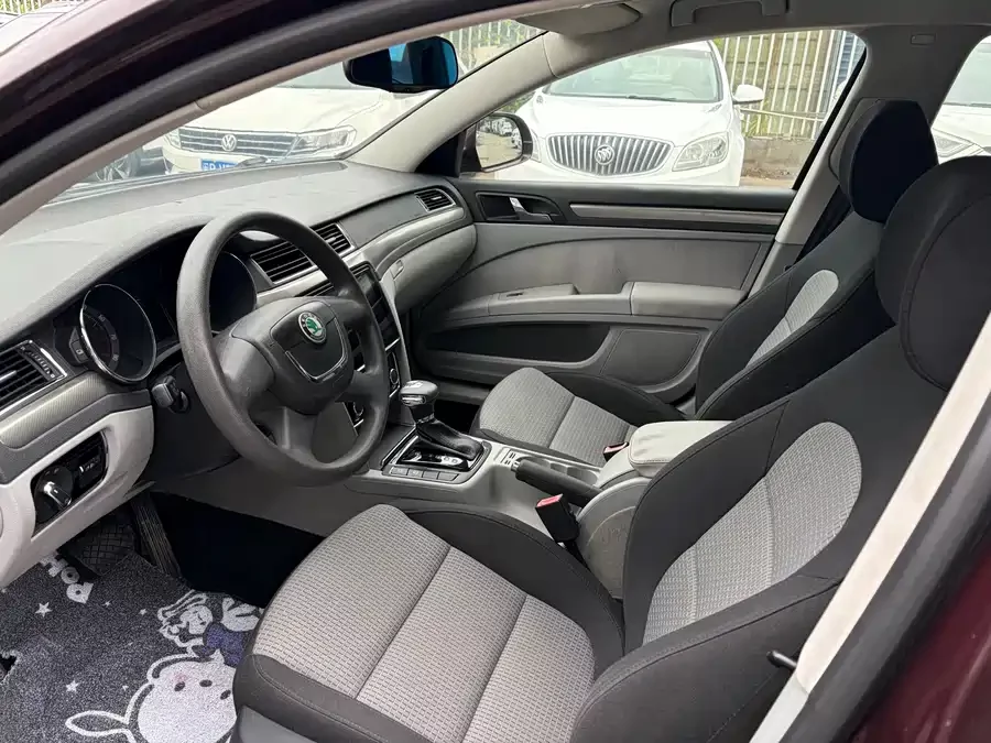 Skoda SuperB