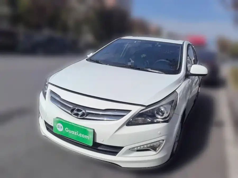 Hyundai Rena