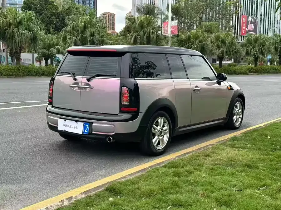 MINI CLUBMAN