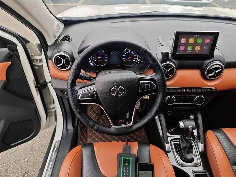BAIC Saab X35