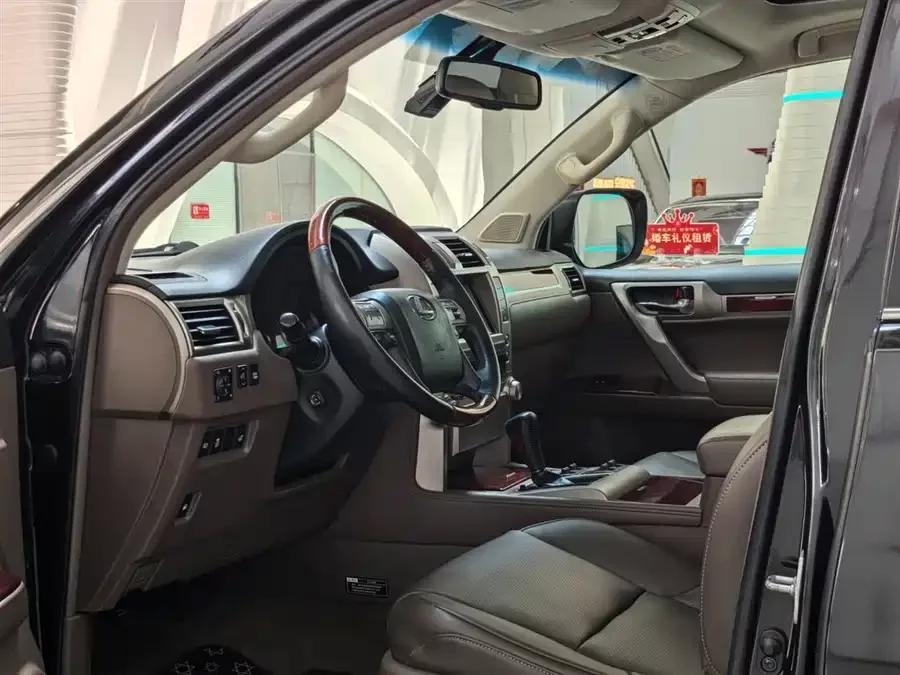 Lexus GX