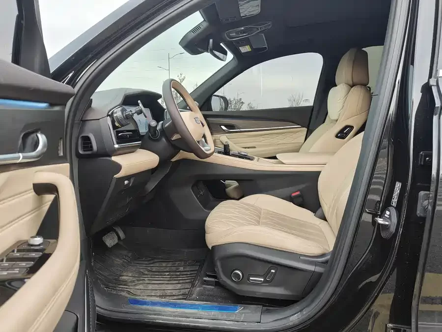 Geely Xingyue L