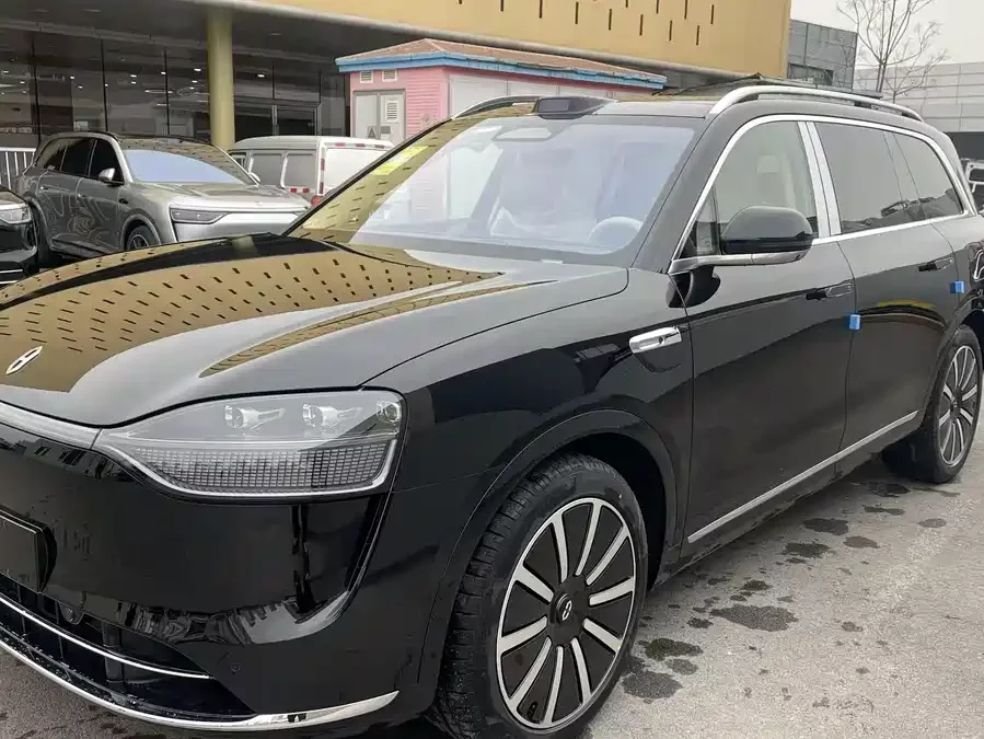 AITO Wenjie M9