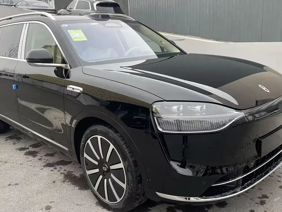 AITO Wenjie M9