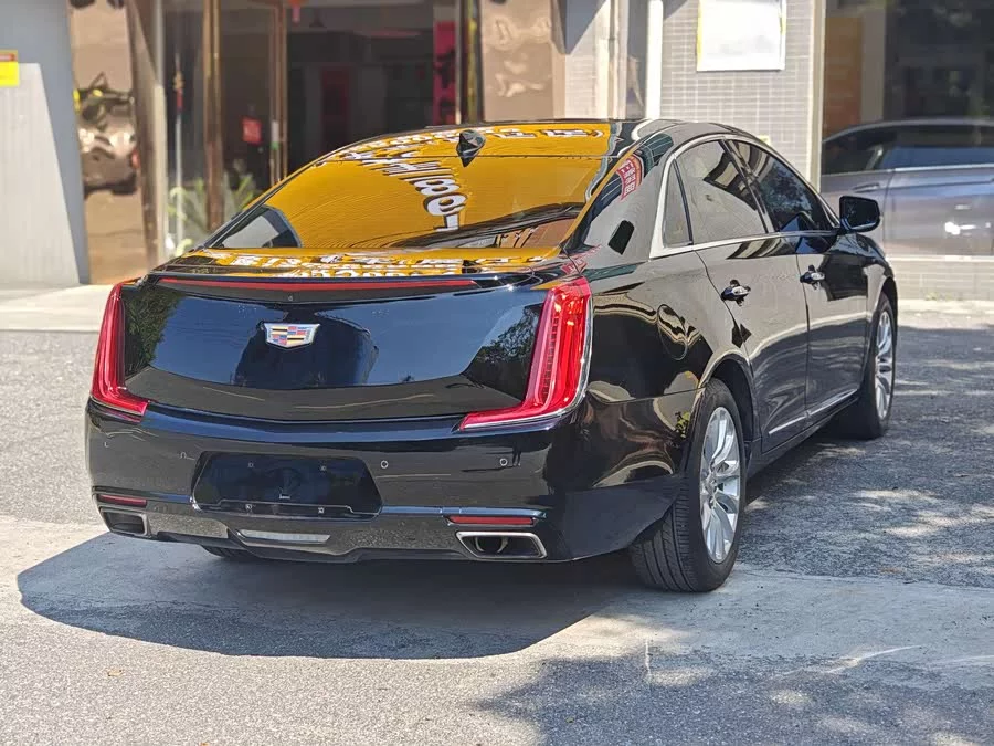 Cadillac XTS