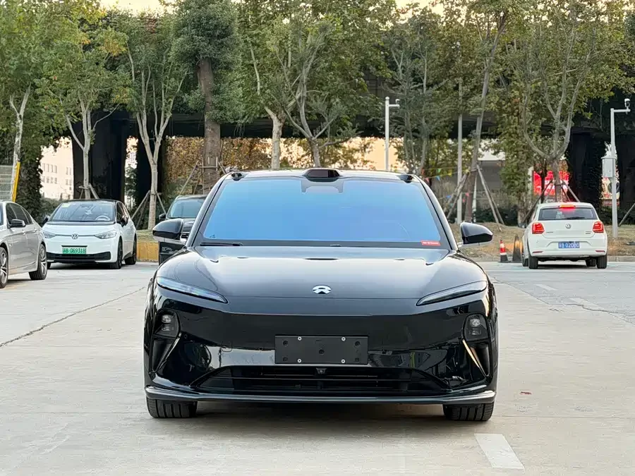 NIO ET5T