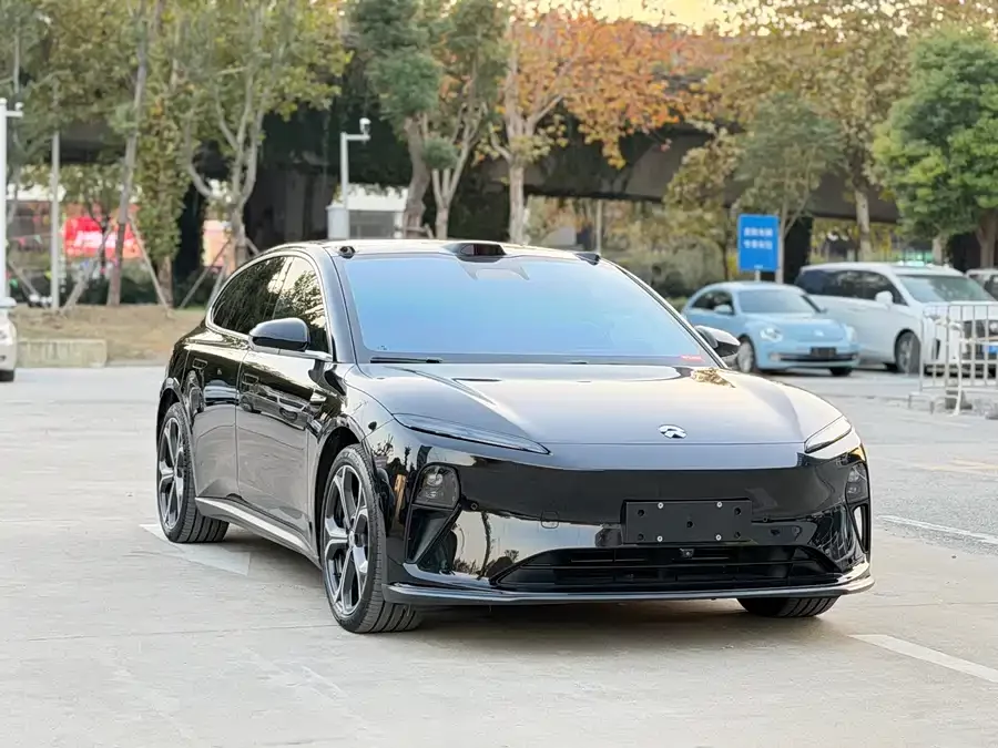NIO ET5T