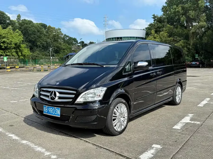 Mercedes Benz Viano
