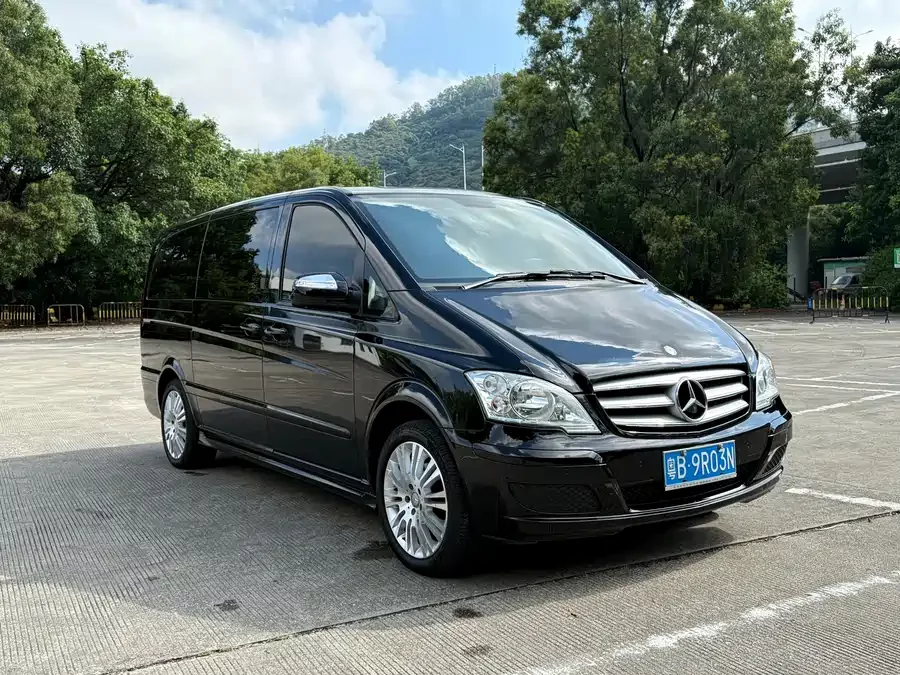Mercedes Benz Viano