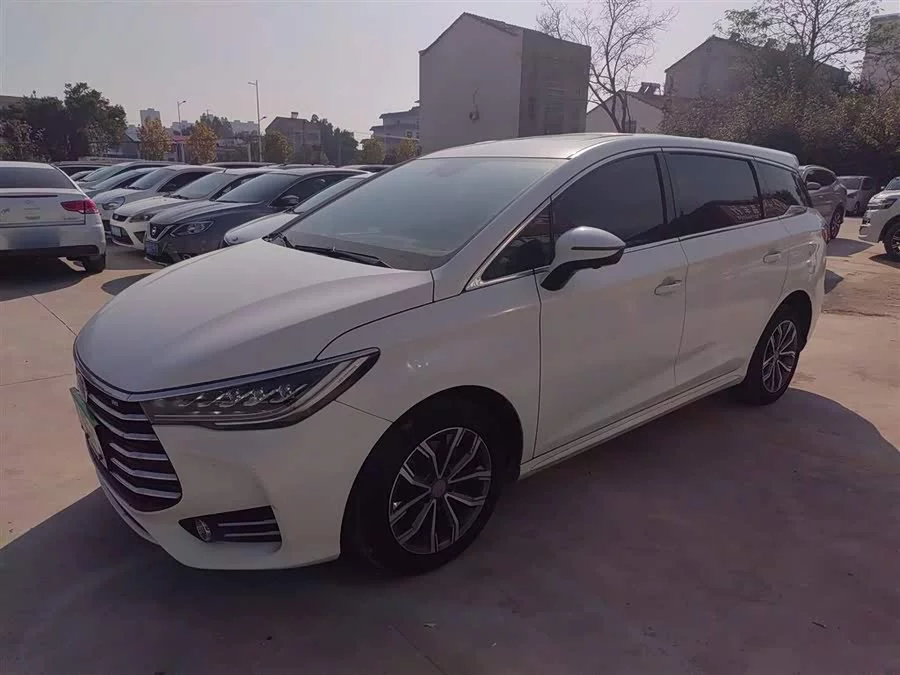 BYD Song MAX