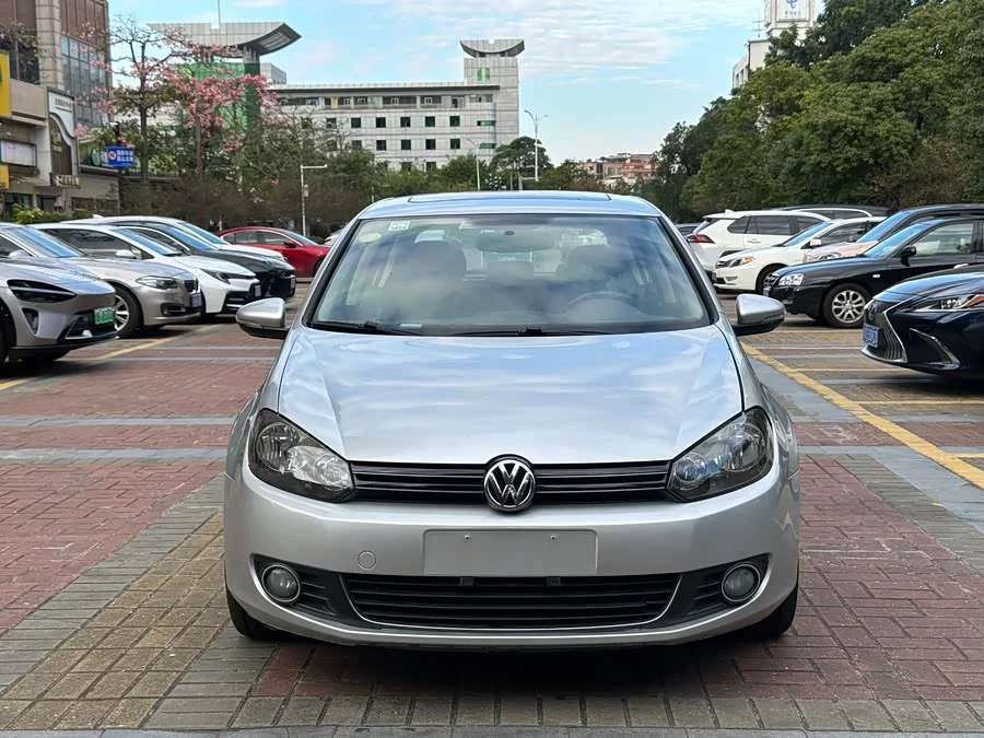 Volkswagen golf