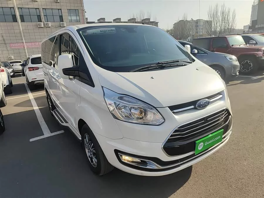 Ford Tourneo