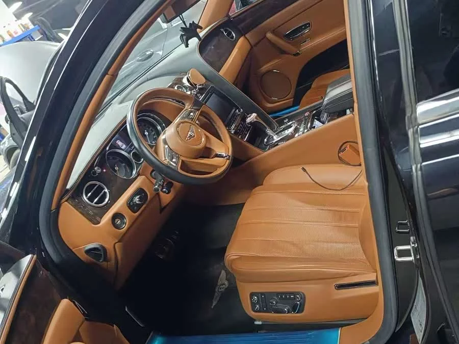 Bentley Flying Spur