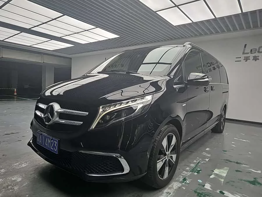 Mercedes Benz Class V