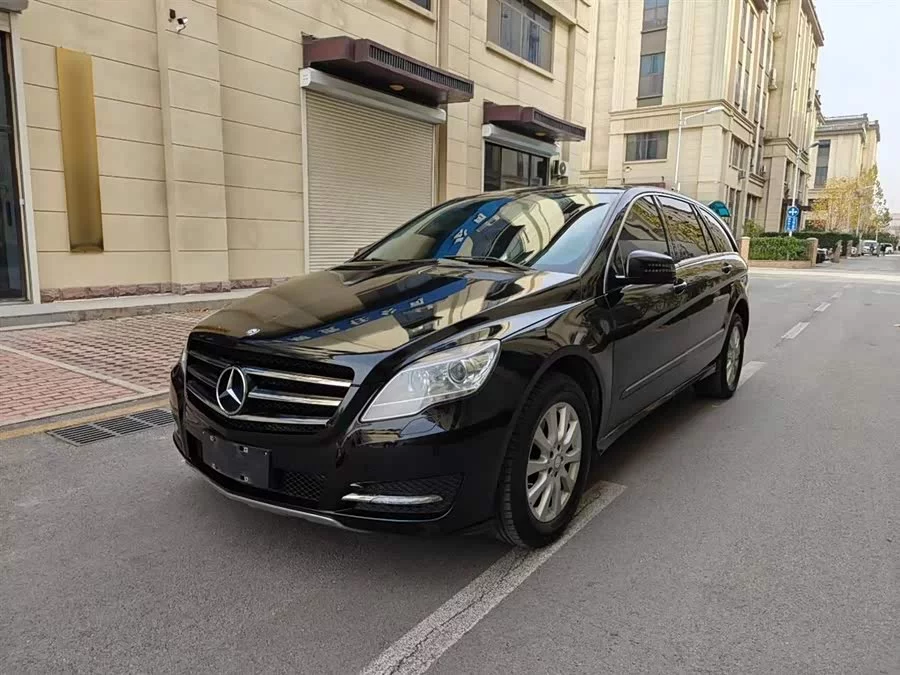 Mercedes Benz R-rated