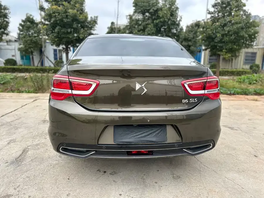 DS 5LS