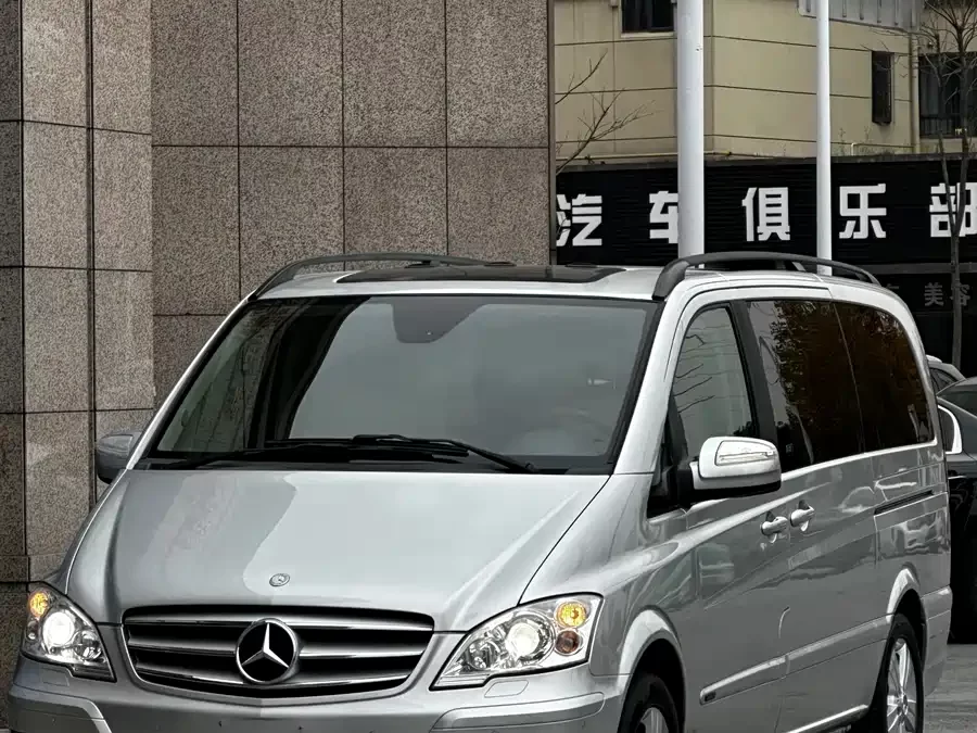 Mercedes Benz Viano