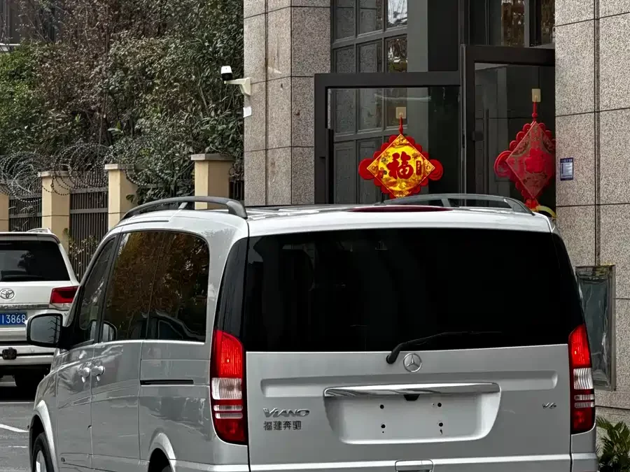 Mercedes Benz Viano