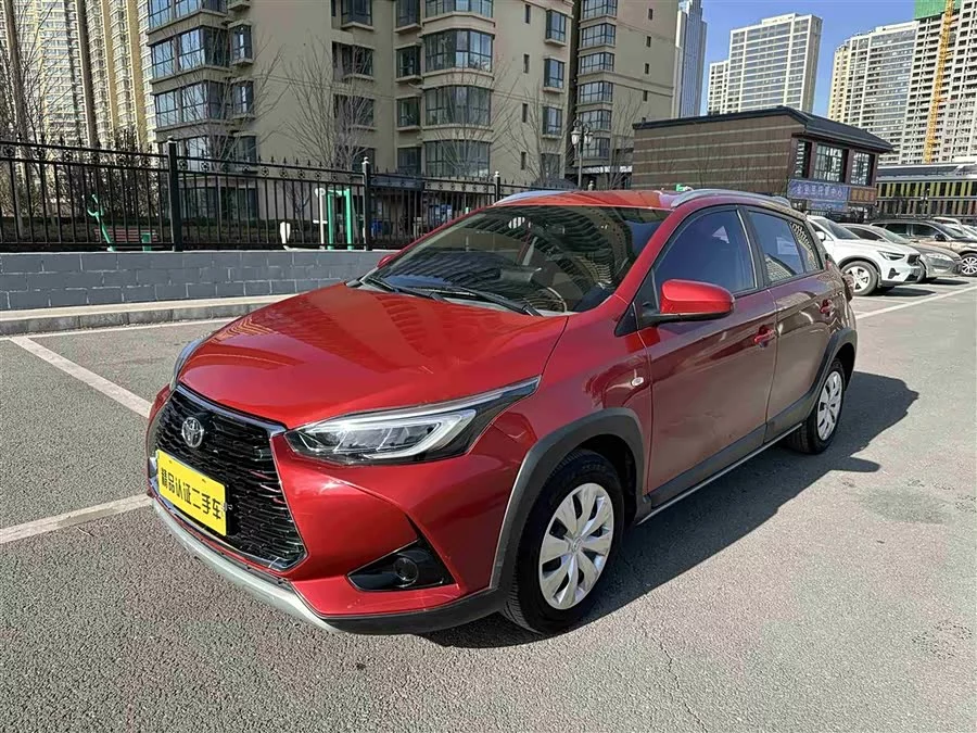 Toyota YARiS L