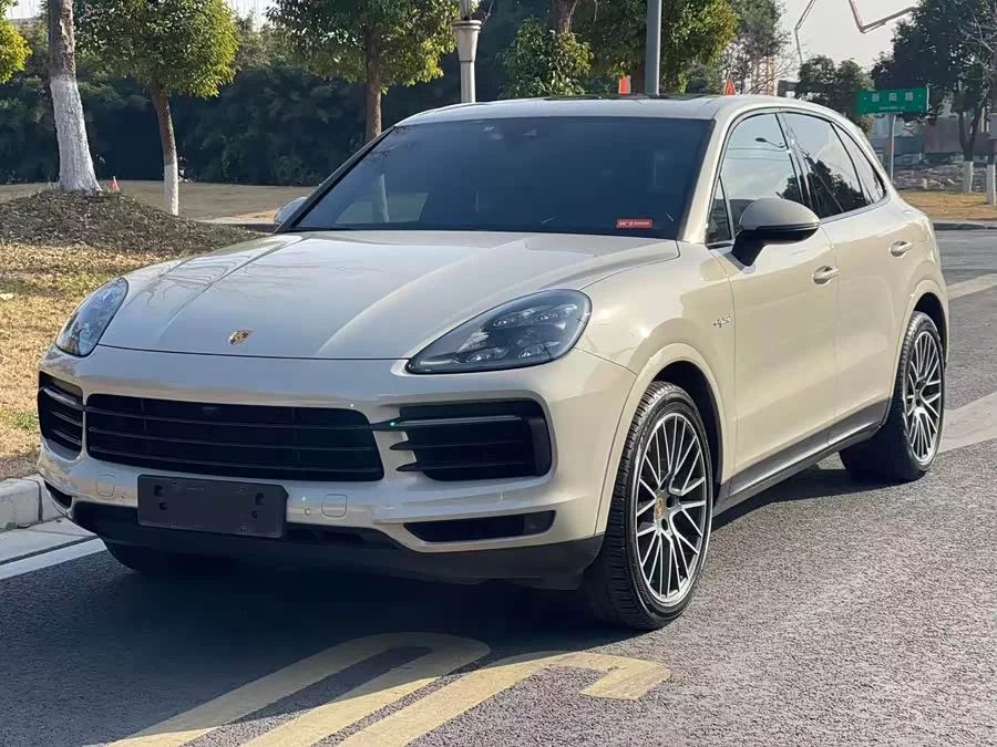Porsche Cayenne New Energy