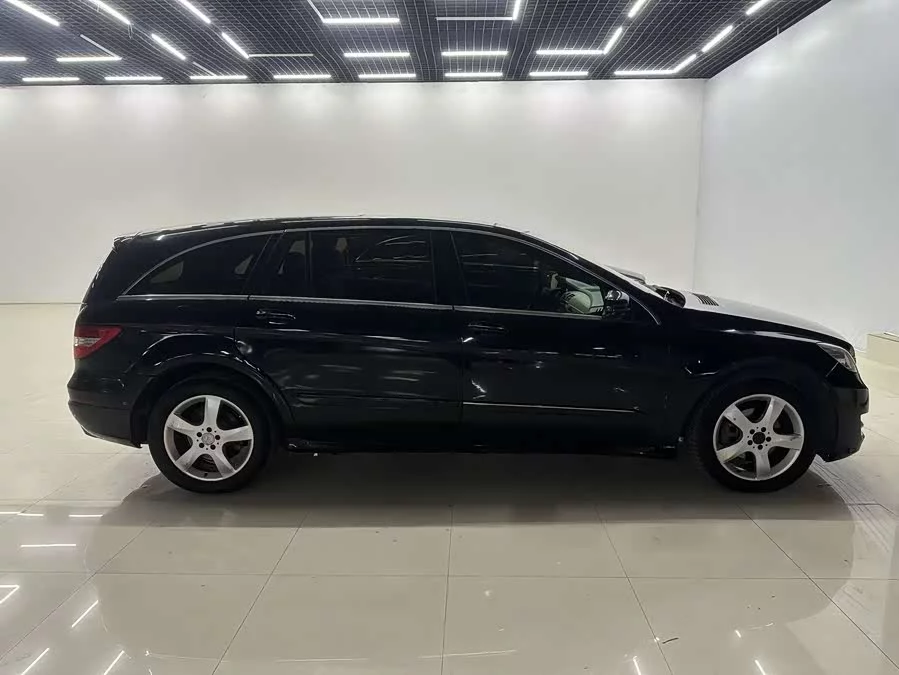 Mercedes Benz R-rated
