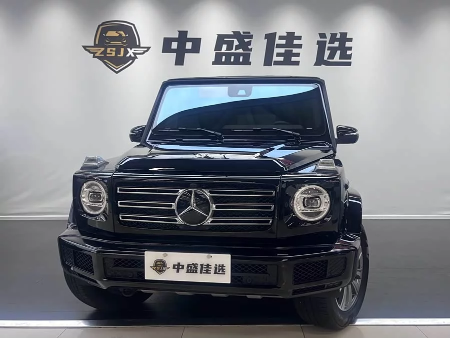 Mercedes Benz G-rated