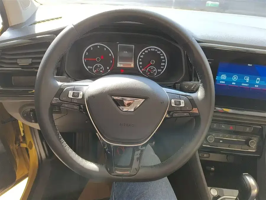 Jetta VS5