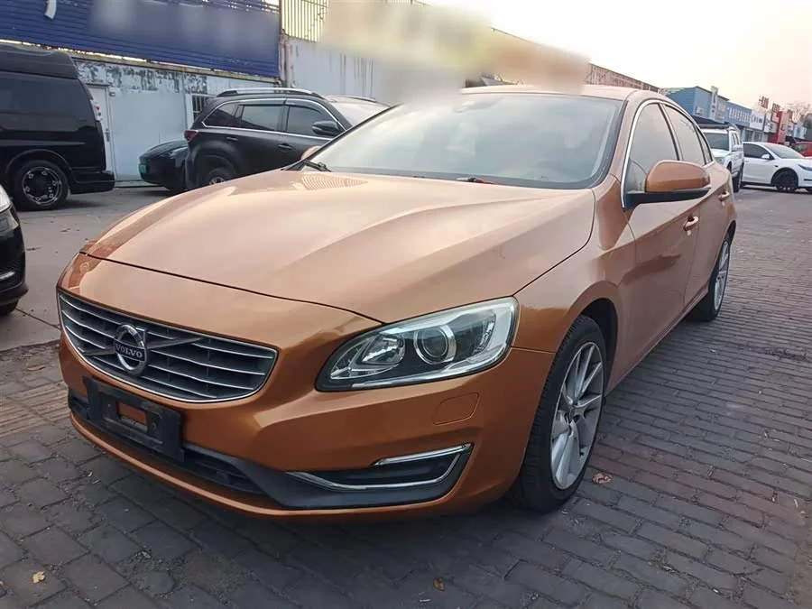 Volvo S60
