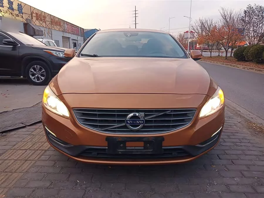 Volvo S60