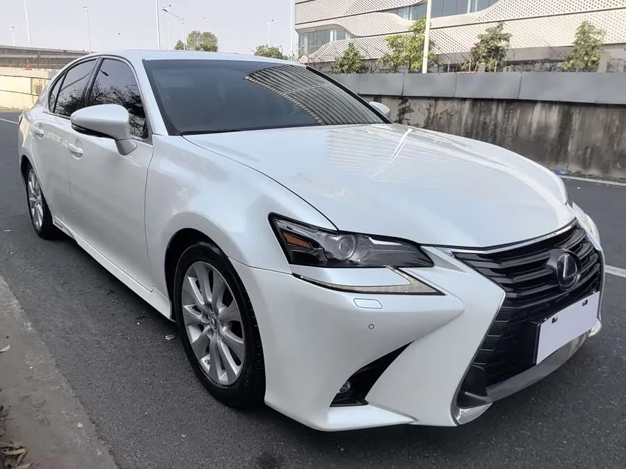 Lexus GS