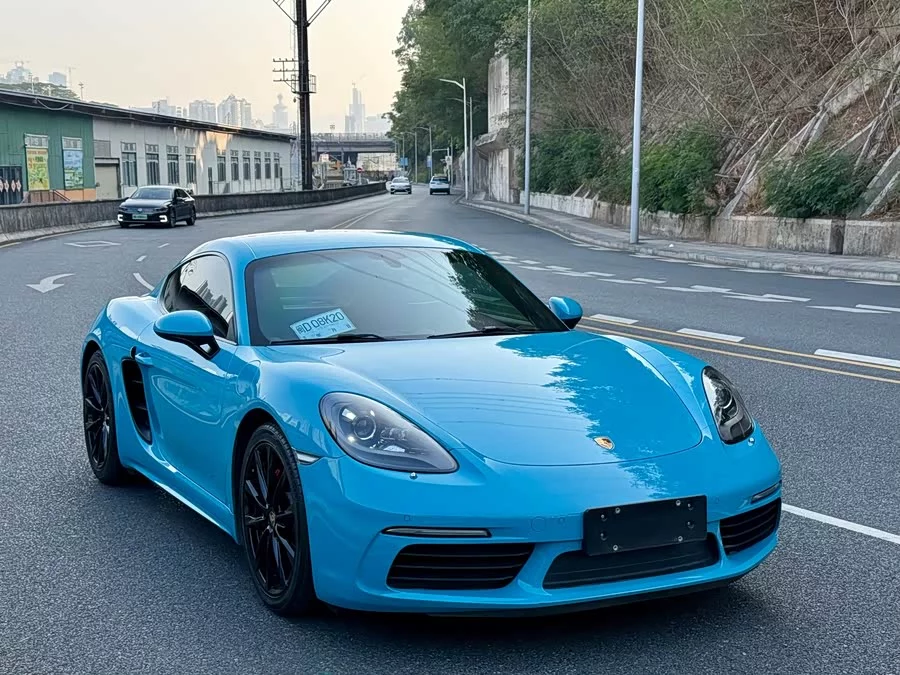 Porsche 718