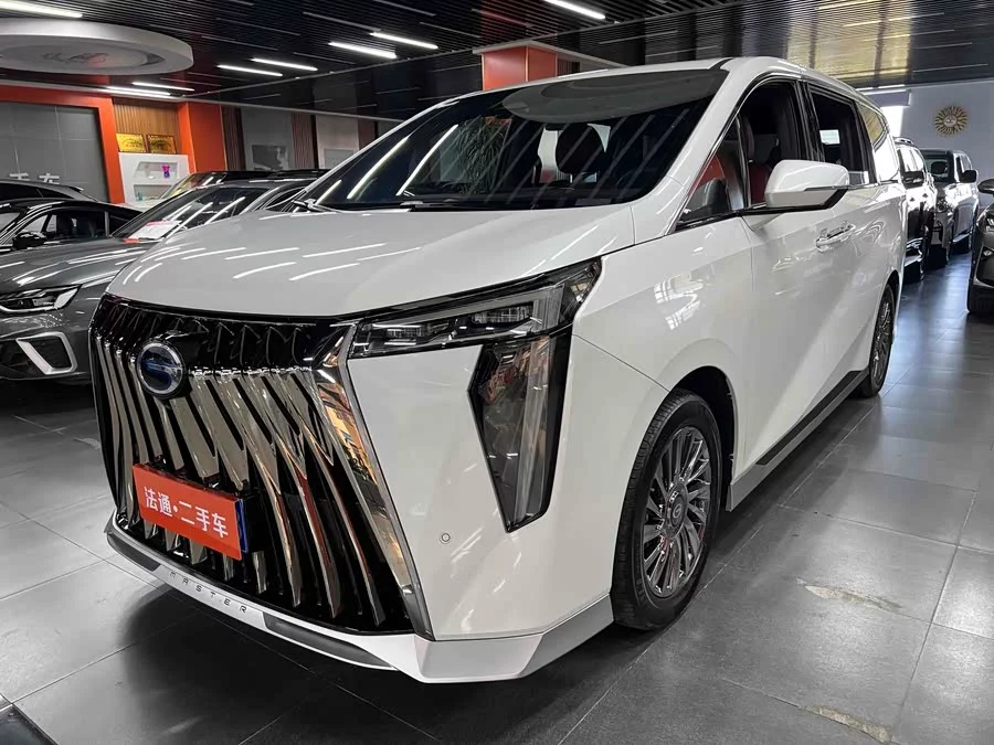 GAC Trumpchi M8