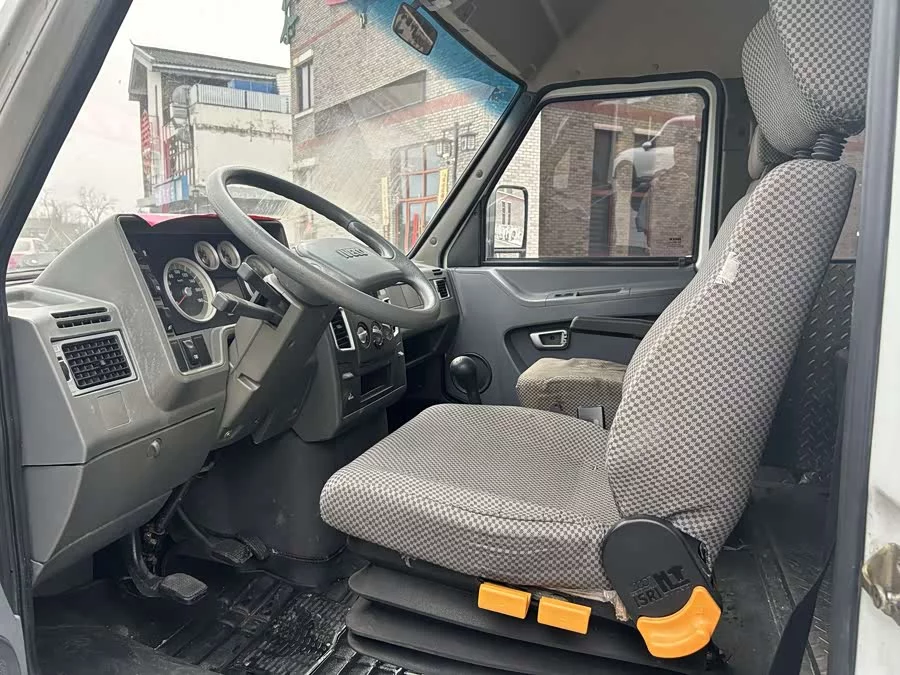 Iveco proud