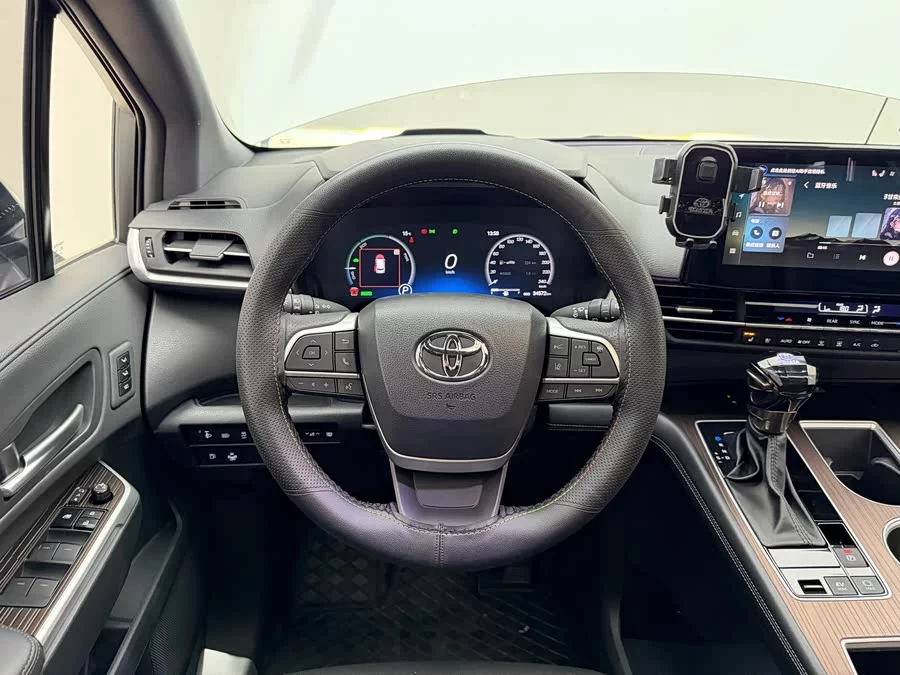 Toyota Granvia