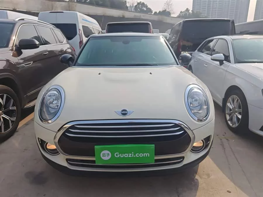 MINI CLUBMAN