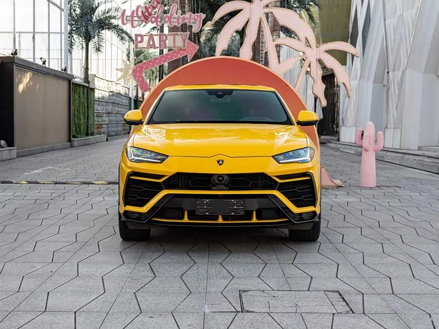 Lamborghini Urus